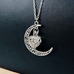 Silvertone moon pendant necklace costume